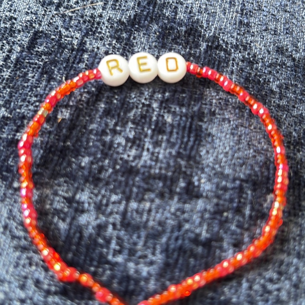 20 Friendship Bracelets for Trading at Taylor Swift Concerts—pack of 20 - Picture 15 of 16
